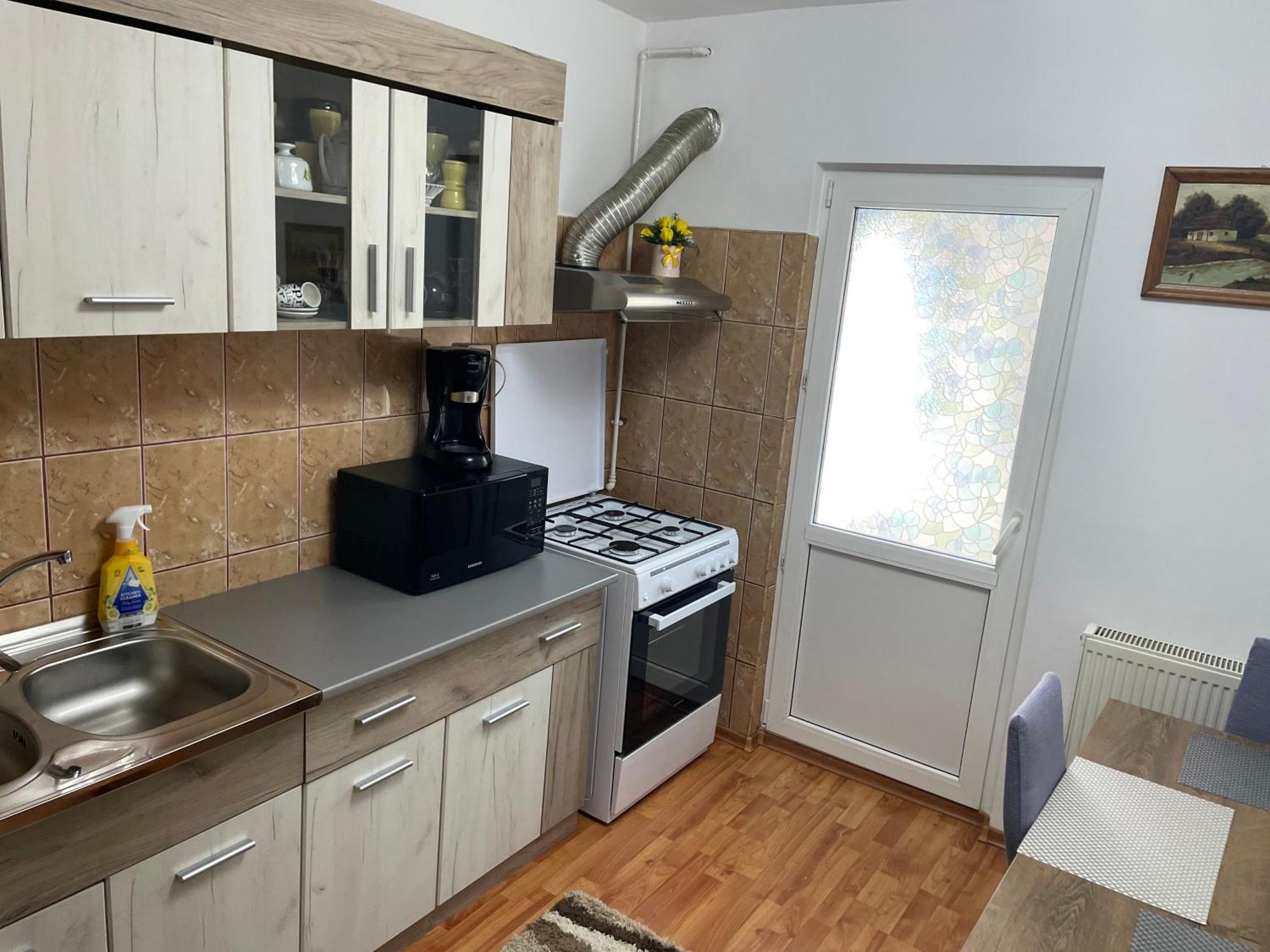 Apartament Petroşani Exterior foto